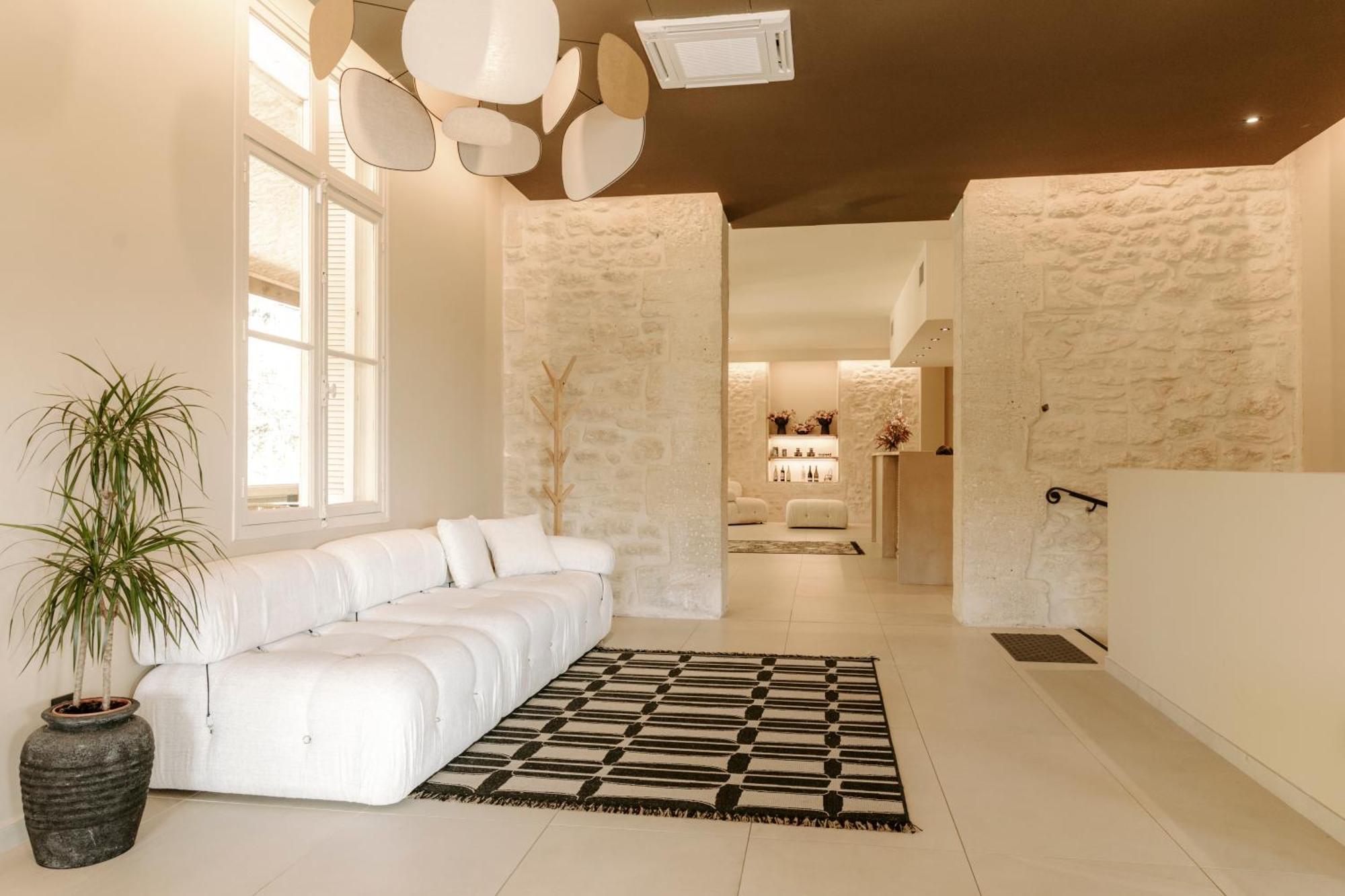 Soko Hotels-Pont Du Gard Remoulins Eksteriør billede